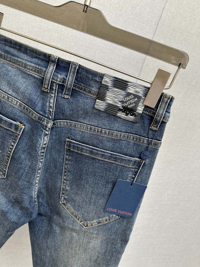 Louis Vuitton New Men Jeans Size 29-38