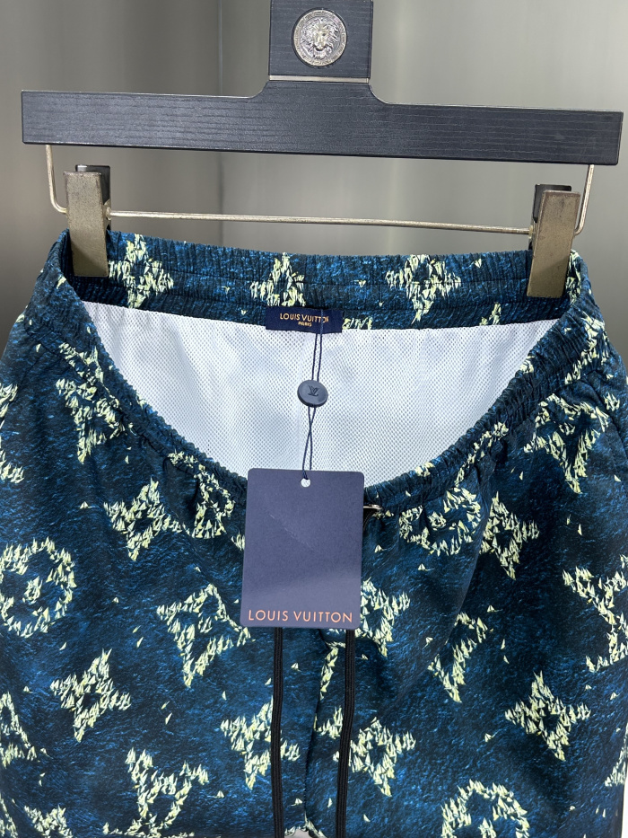 Louis Vuitton Beach Shorts Size M-XXXL