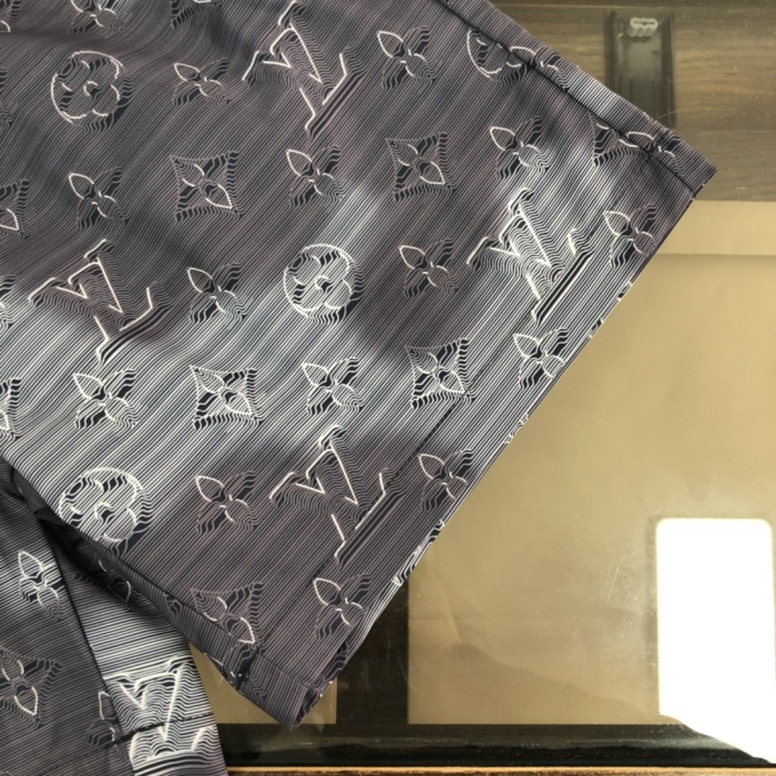 Louis Vuitton Beach Shorts Size M-XXXL