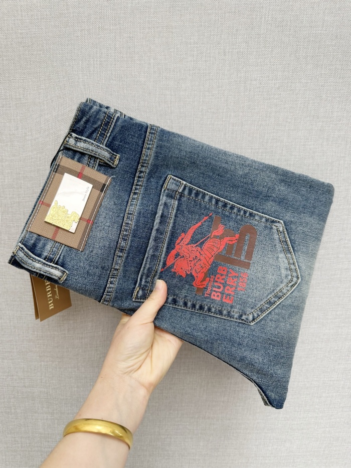 Burberry New Men Jeans Size 29-38
