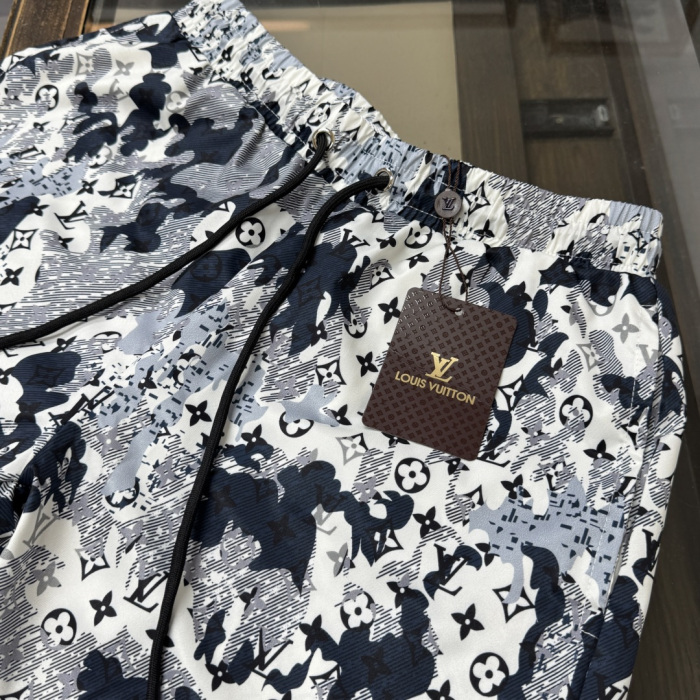 Louis Vuitton Beach Shorts Size M-XXXL