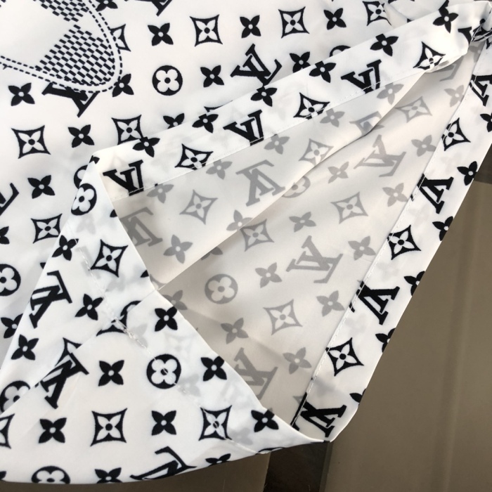 Louis Vuitton Beach Shorts Size M-XXXL