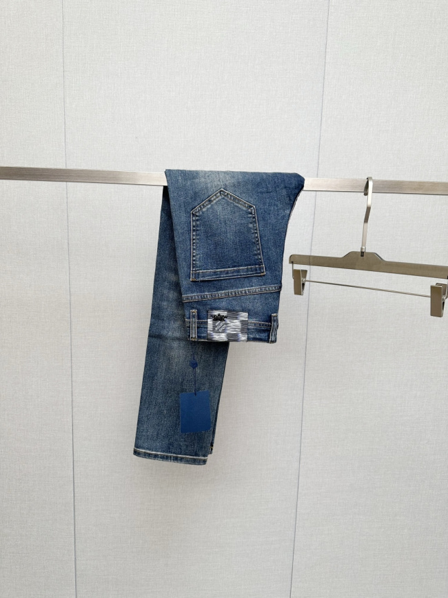 Louis Vuitton New Men Jeans Size 29-38