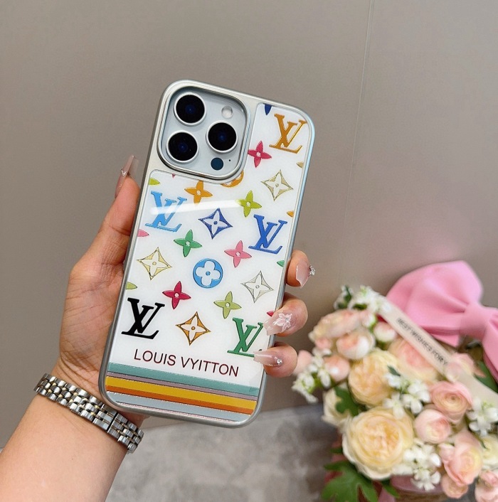 Louis Vuitton Phone Case iPhone 13 - 17