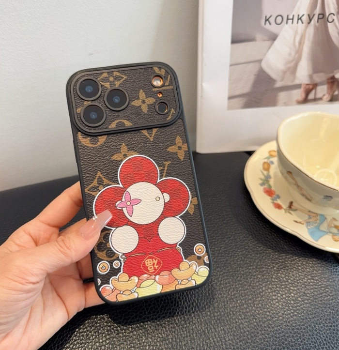 Louis Vuitton Phone Case iPhone 13 - 17
