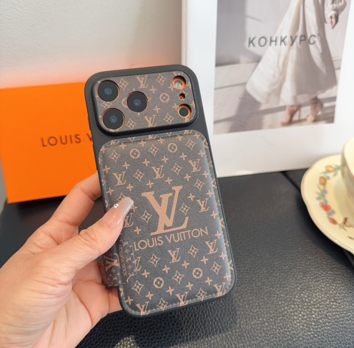 Louis Vuitton Phone Case iPhone 13 - 17
