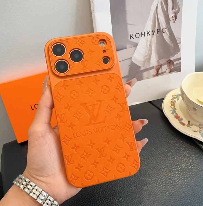 Louis Vuitton Phone Case iPhone 13 - 17