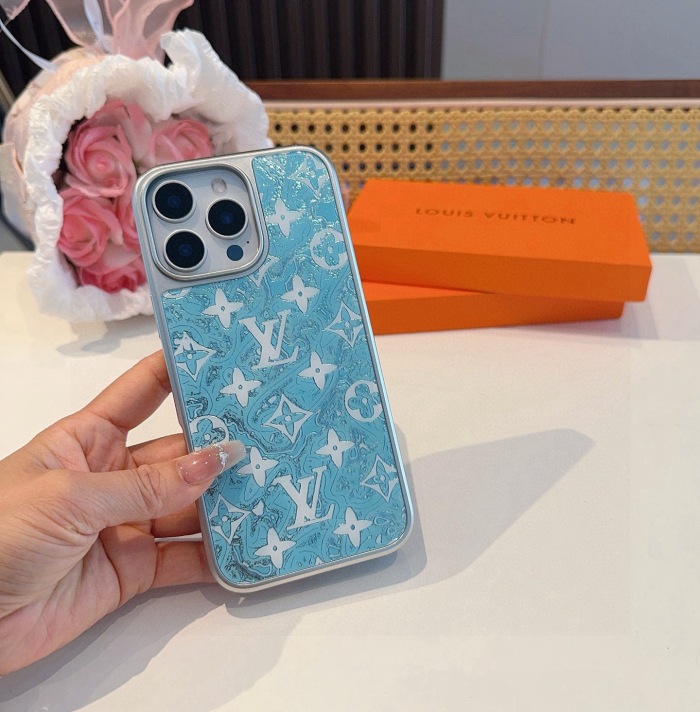 Louis Vuitton Phone Case iPhone 13 - 17