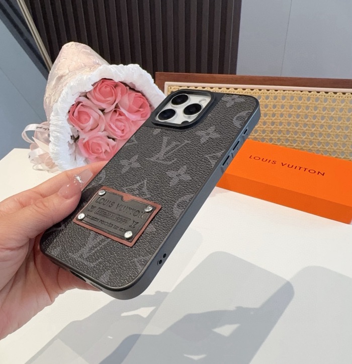 Louis Vuitton Phone Case iPhone 13 - 17