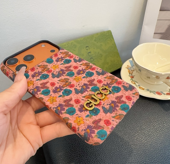 Gucci Phone Case iPhone 13 - 17