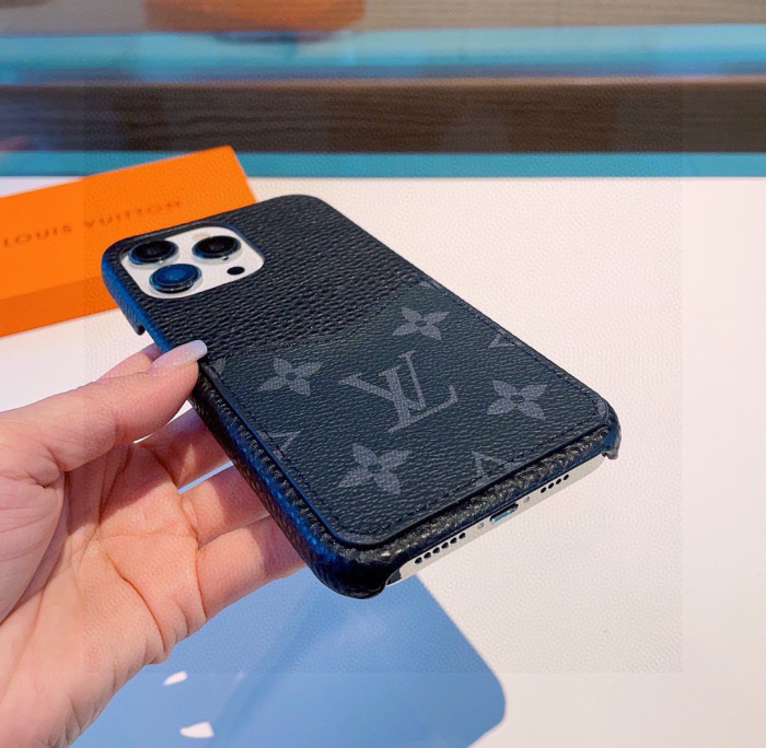 Louis Vuitton Phone Case iPhone 13 - 17