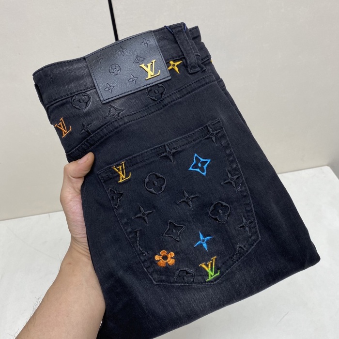 Louis Vuitton New Men Jeans Size 29-40