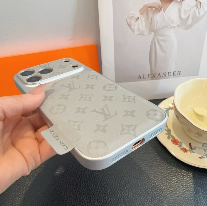 Louis Vuitton Phone Case iPhone 13 - 17