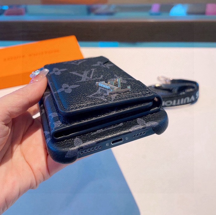 Louis Vuitton Phone Case iPhone 13 - 17