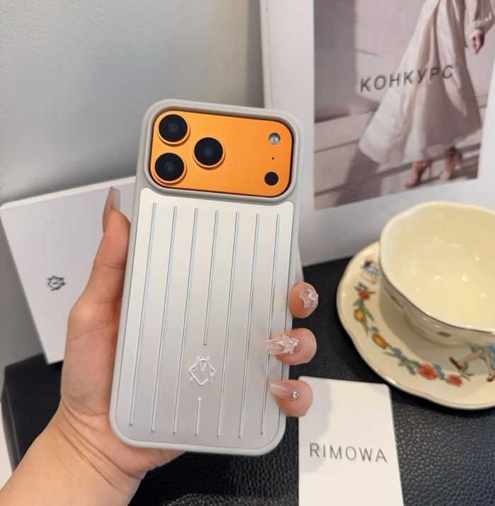 Rimowa Phone Case iPhone 17