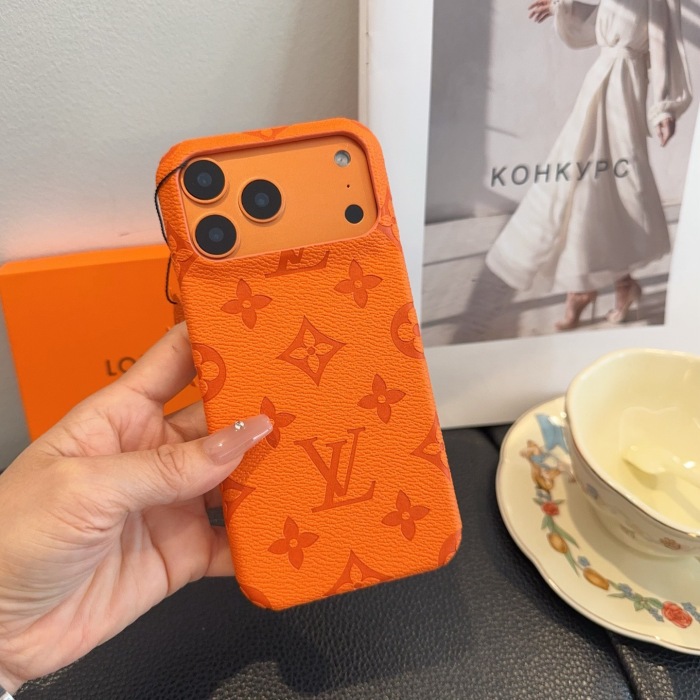 Louis Vuitton Phone Case iPhone 13 - 17