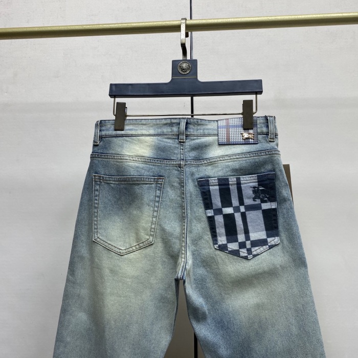 Burberry New Men Jeans Size 29-40