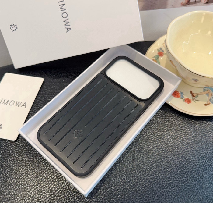 Rimowa Phone Case iPhone 17