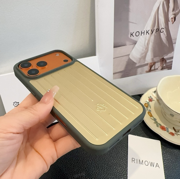 Rimowa Phone Case iPhone 17