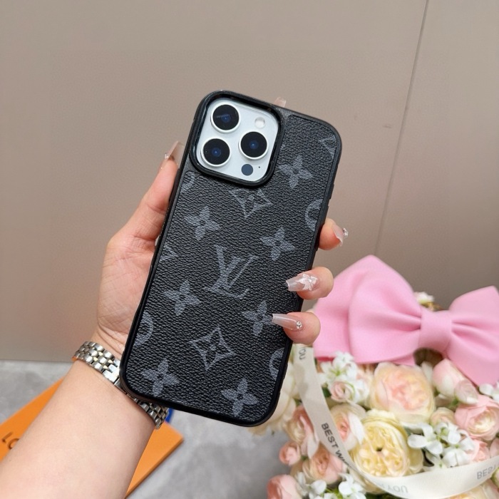 Louis Vuitton Phone Case iPhone 13 - 17