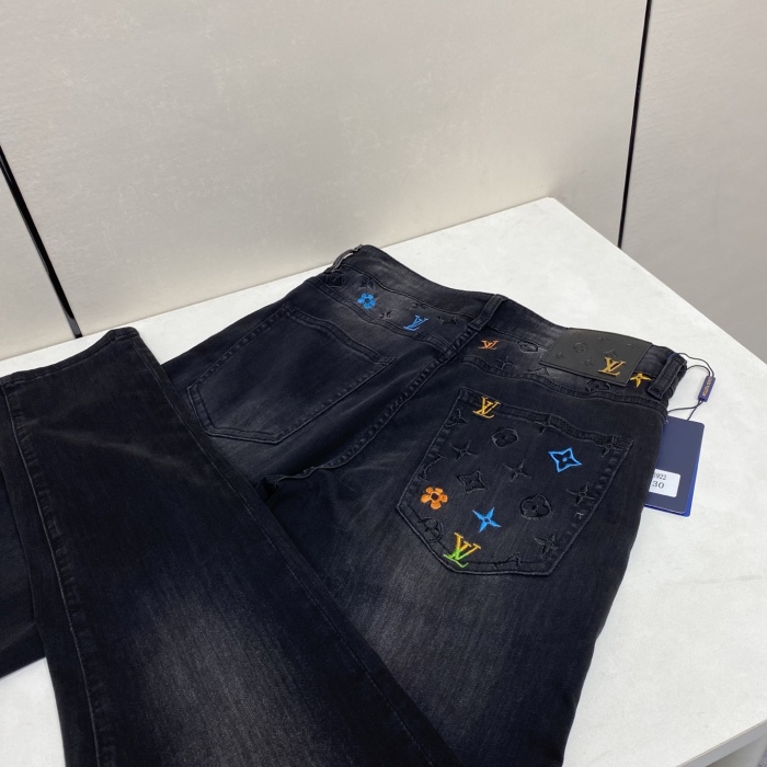 Louis Vuitton New Men Jeans Size 29-40