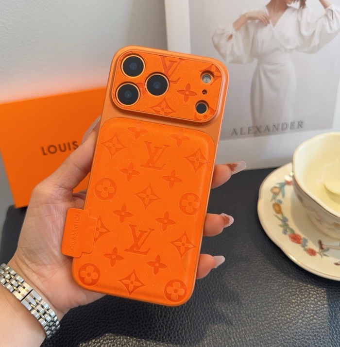 Louis Vuitton Phone Case iPhone 13 - 17