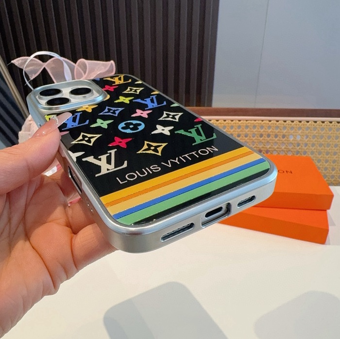 Louis Vuitton Phone Case iPhone 13 - 17