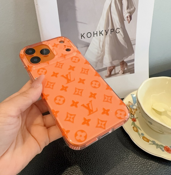 Louis Vuitton Phone Case iPhone 13 - 17