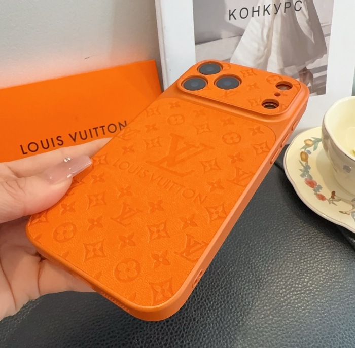 Louis Vuitton Phone Case iPhone 13 - 17