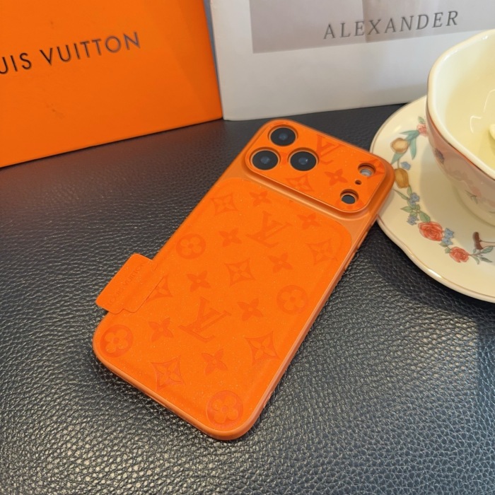 Louis Vuitton Phone Case iPhone 13 - 17