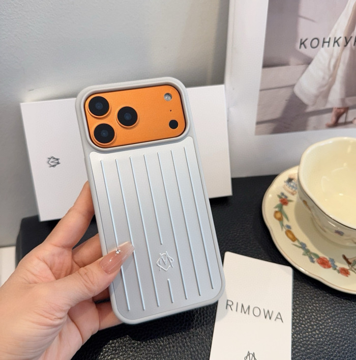 Rimowa Phone Case iPhone 17