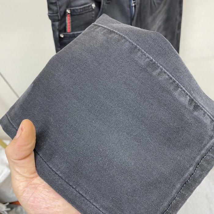 Gucci New Men Jeans Size 29-40