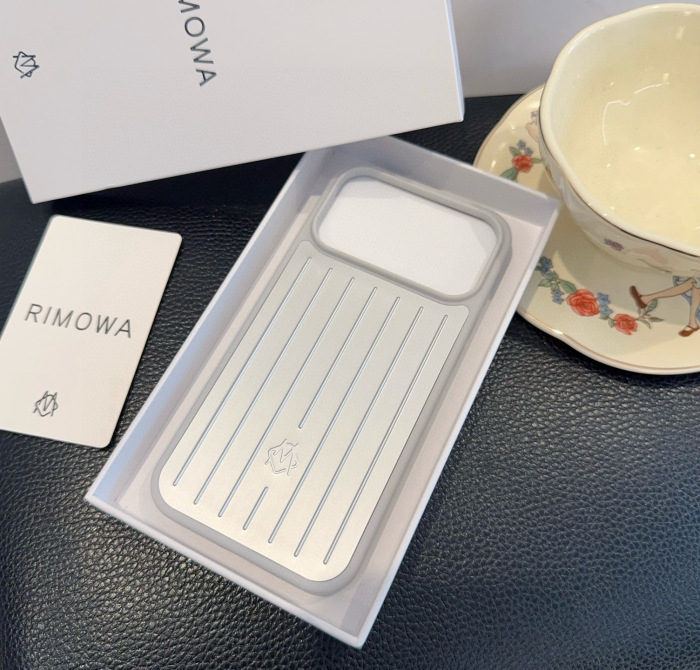 Rimowa Phone Case iPhone 17