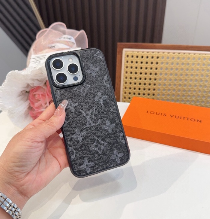 Louis Vuitton Phone Case iPhone 13 - 17