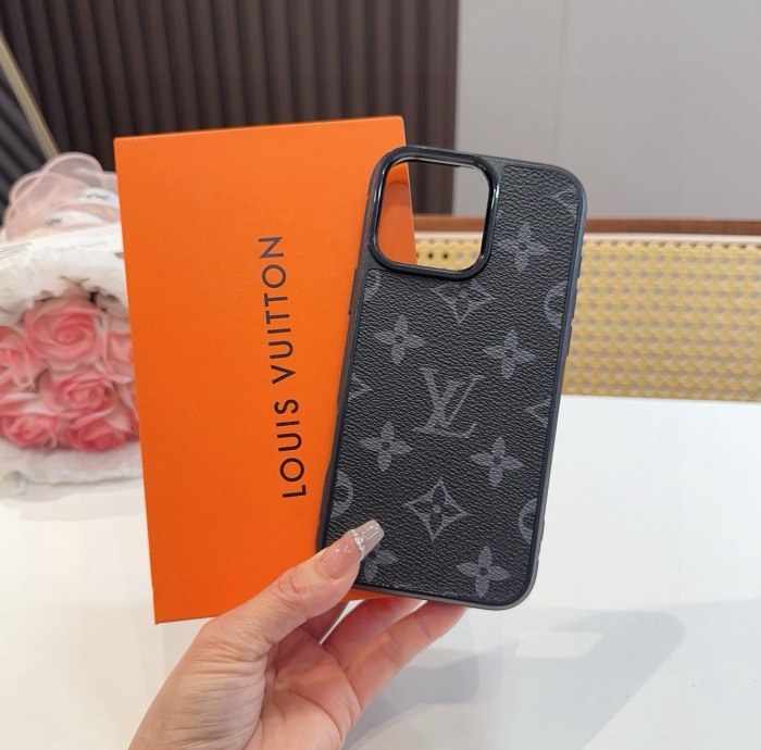 Louis Vuitton Phone Case iPhone 13 - 17