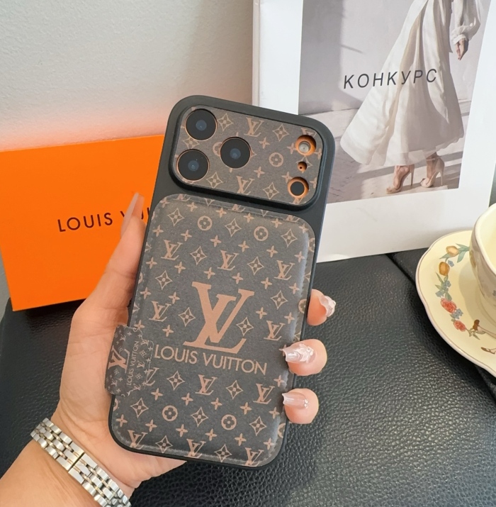 Louis Vuitton Phone Case iPhone 13 - 17