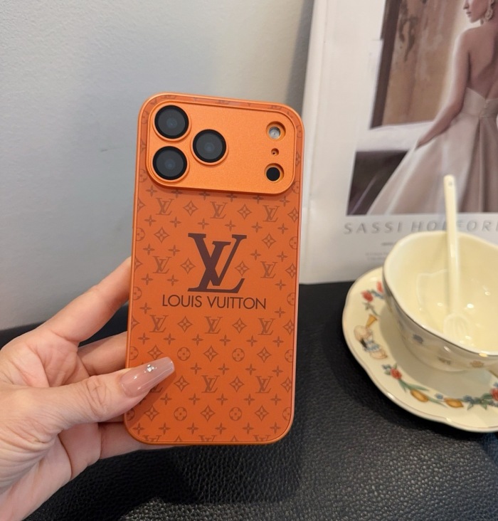 Louis Vuitton Phone Case iPhone 13 - 17