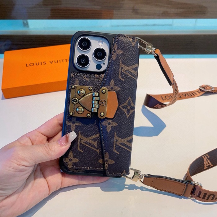 Louis Vuitton Phone Case iPhone 13 - 17