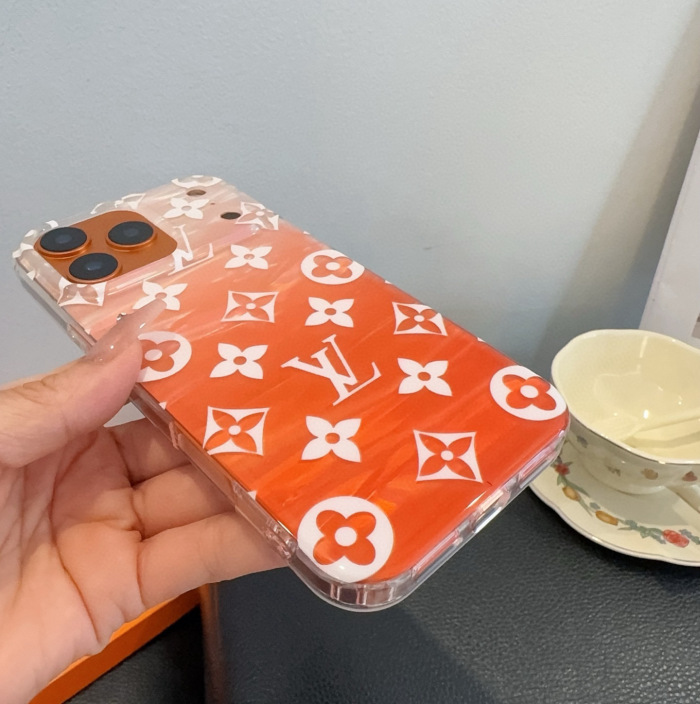 Louis Vuitton Phone Case iPhone 13 - 17