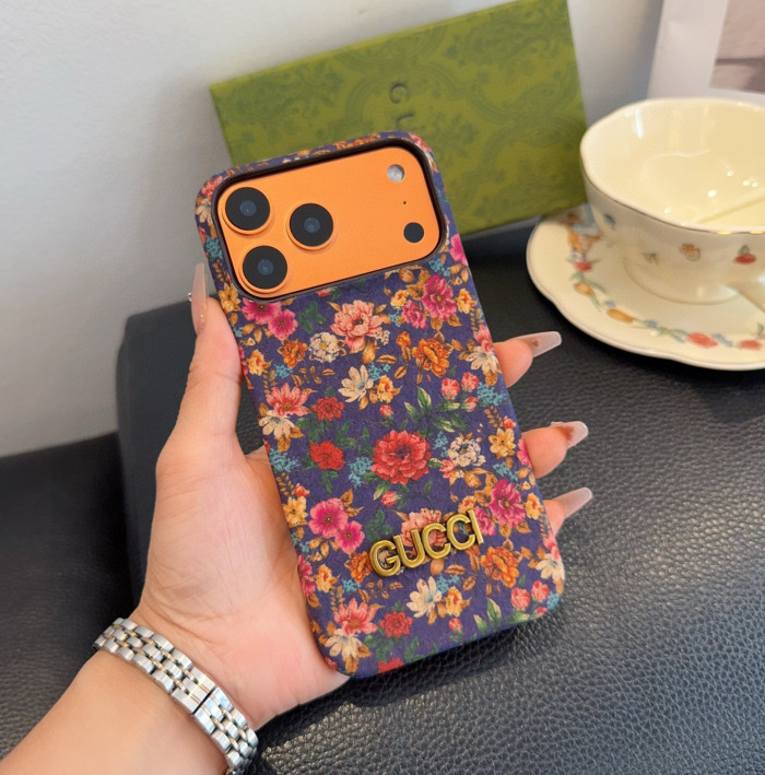 Gucci Phone Case iPhone 13 - 17