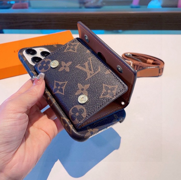 Louis Vuitton Phone Case iPhone 13 - 17