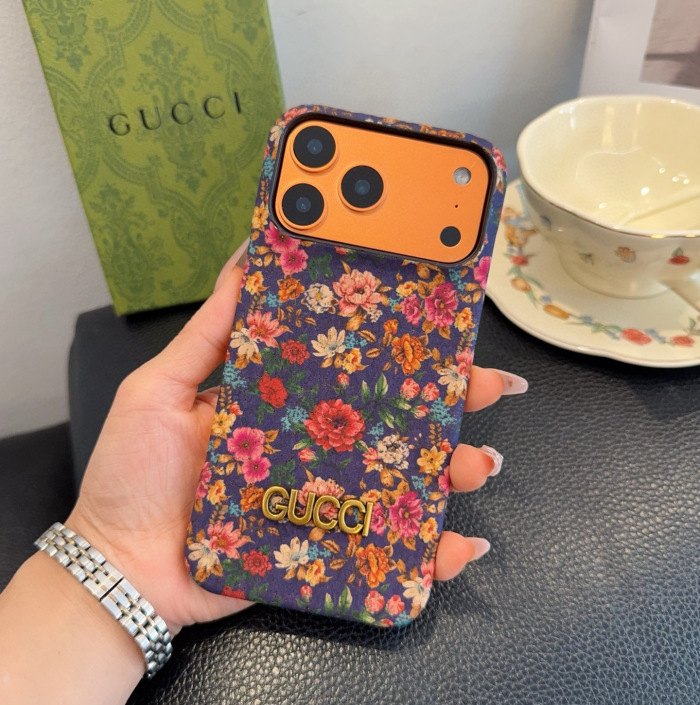 Gucci Phone Case iPhone 13 - 17