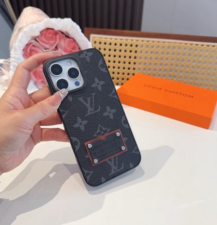 Louis Vuitton Phone Case iPhone 13 - 17
