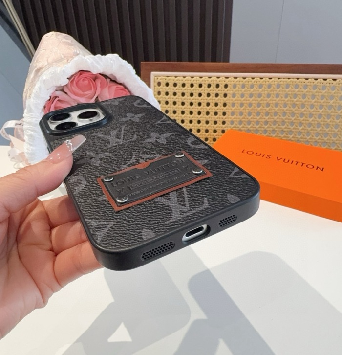 Louis Vuitton Phone Case iPhone 13 - 17