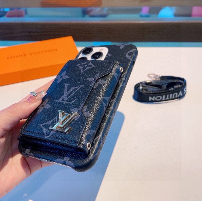 Louis Vuitton Phone Case iPhone 13 - 17