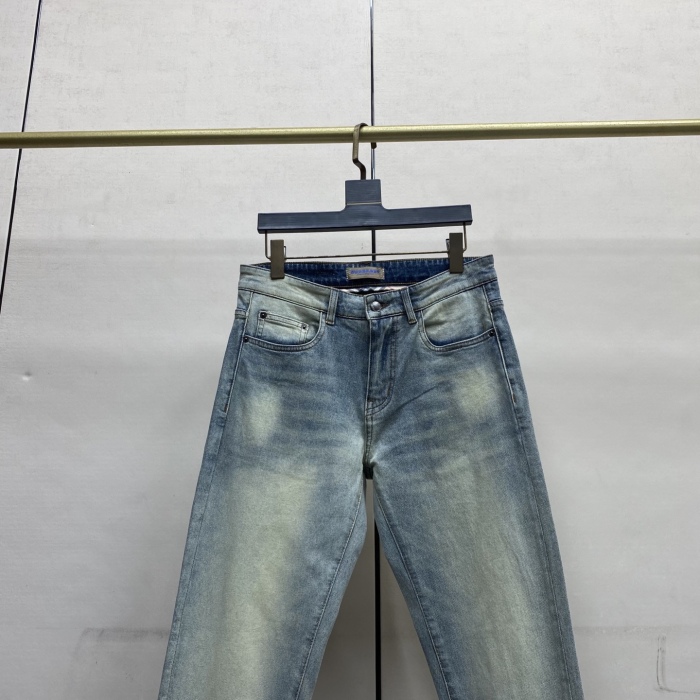 Burberry New Men Jeans Size 29-40