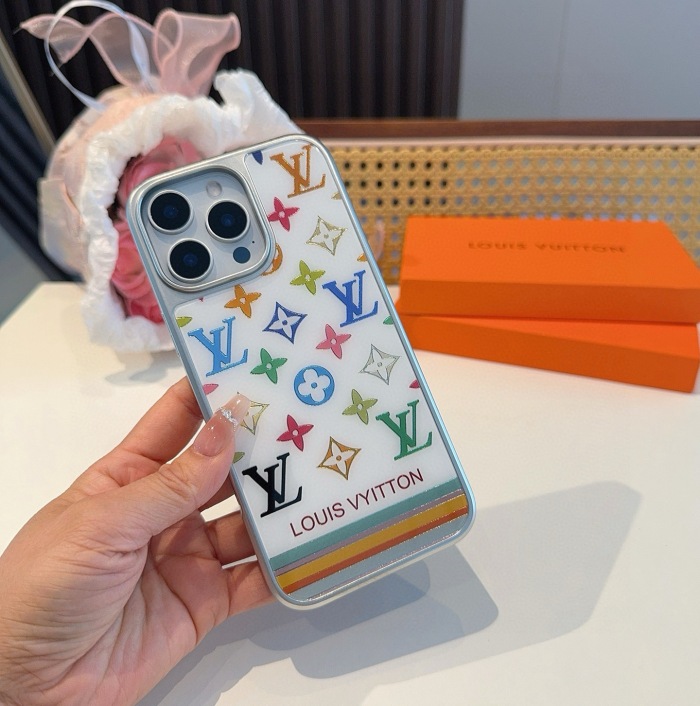 Louis Vuitton Phone Case iPhone 13 - 17