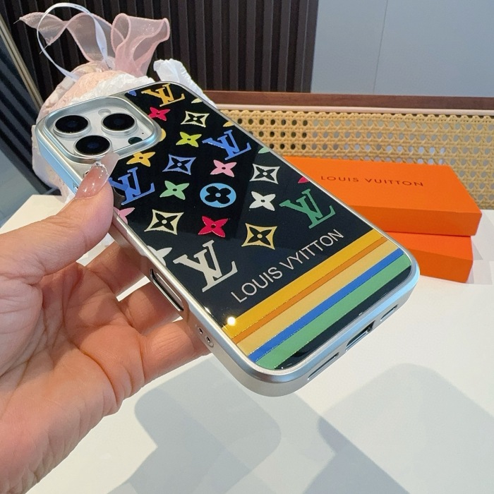 Louis Vuitton Phone Case iPhone 13 - 17