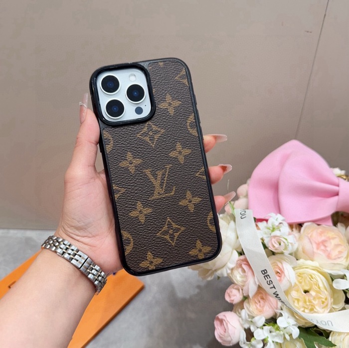 Louis Vuitton Phone Case iPhone 13 - 17