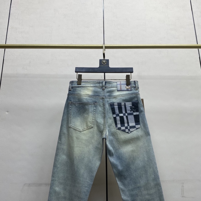 Burberry New Men Jeans Size 29-40